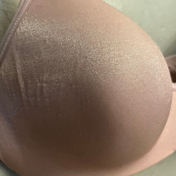 VS Pink 40D T-Shirt Lightly Lined Wireless Bra - Picture 7 of 9